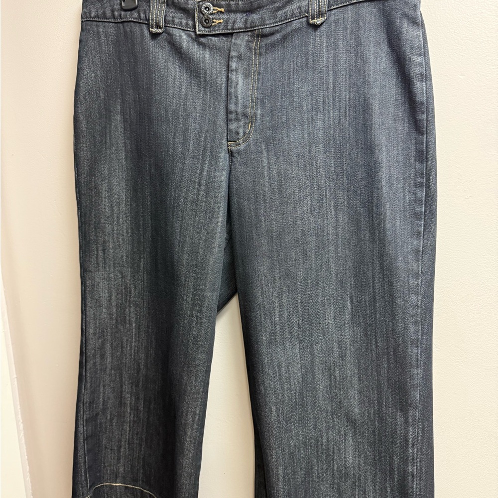 2/$29 on $20 Jeans. EUC Chico’s Platinum Women's Sz 3 Dark Blue Cropped Jeans